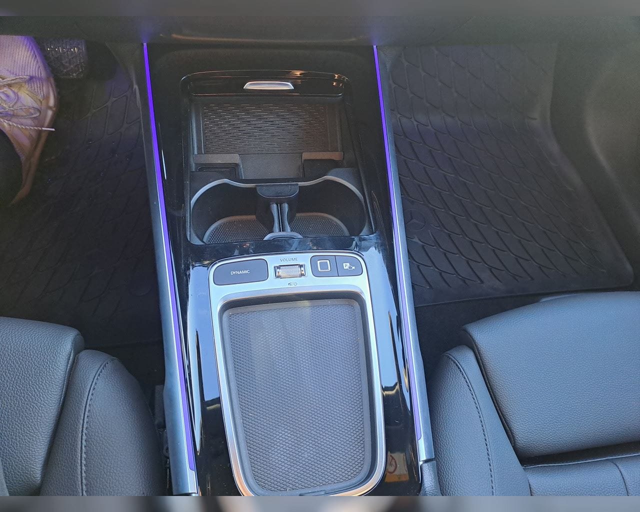 MERCEDES-BENZ EQB 300 4MATIC PROGRESSIVE