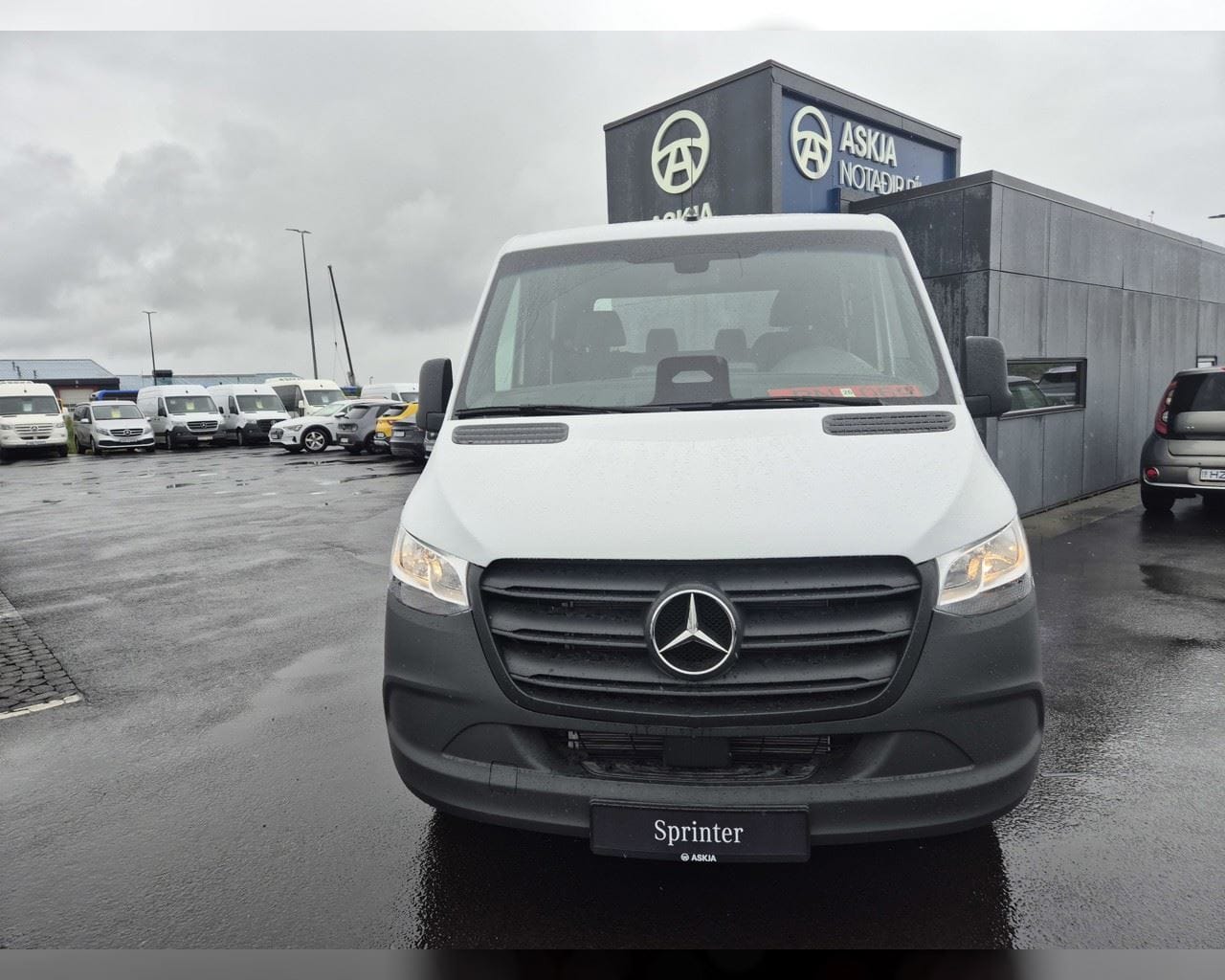 MERCEDES-BENZ SPRINTER
