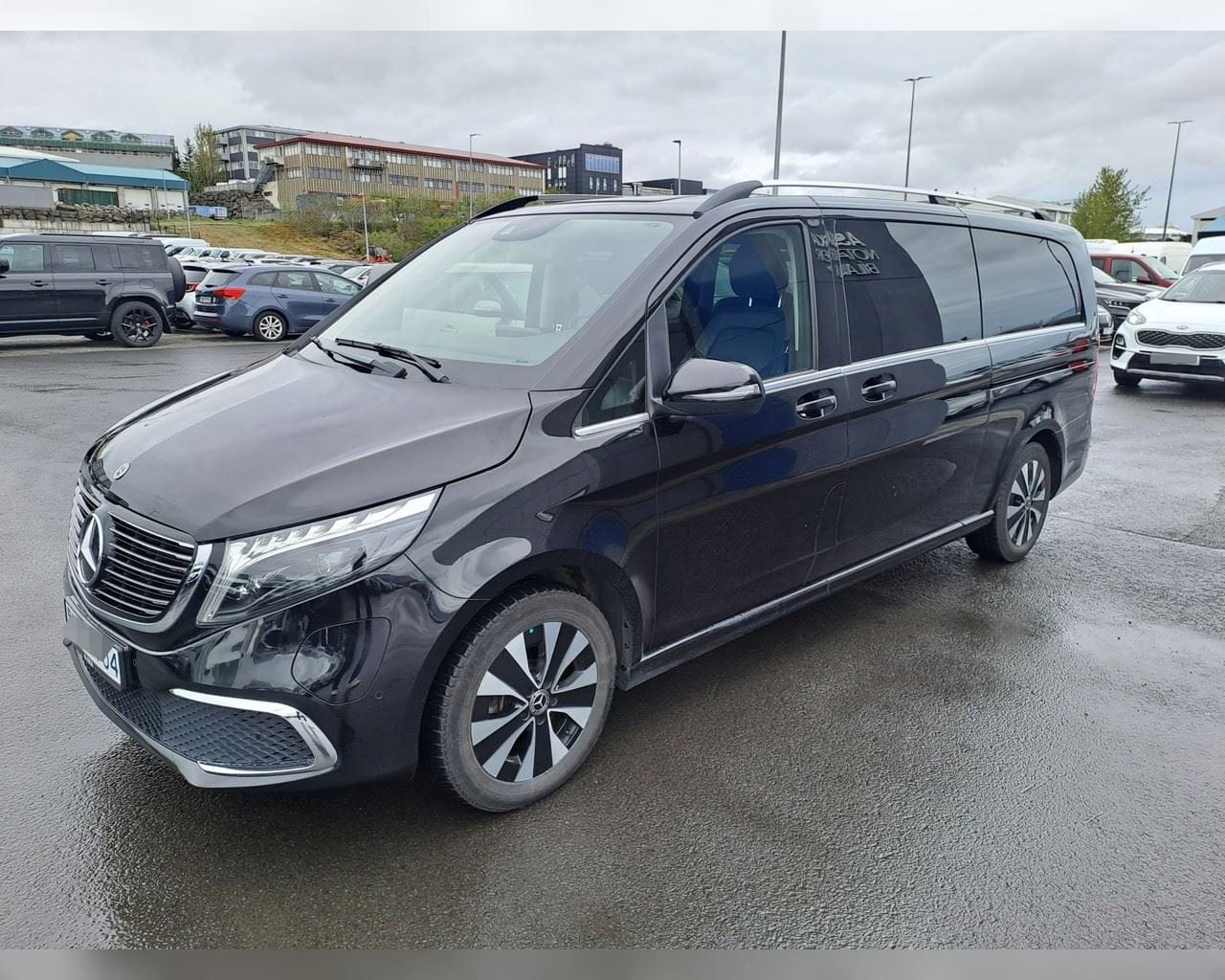 MERCEDES-BENZ EQV PROGRESSIVE LANGUR