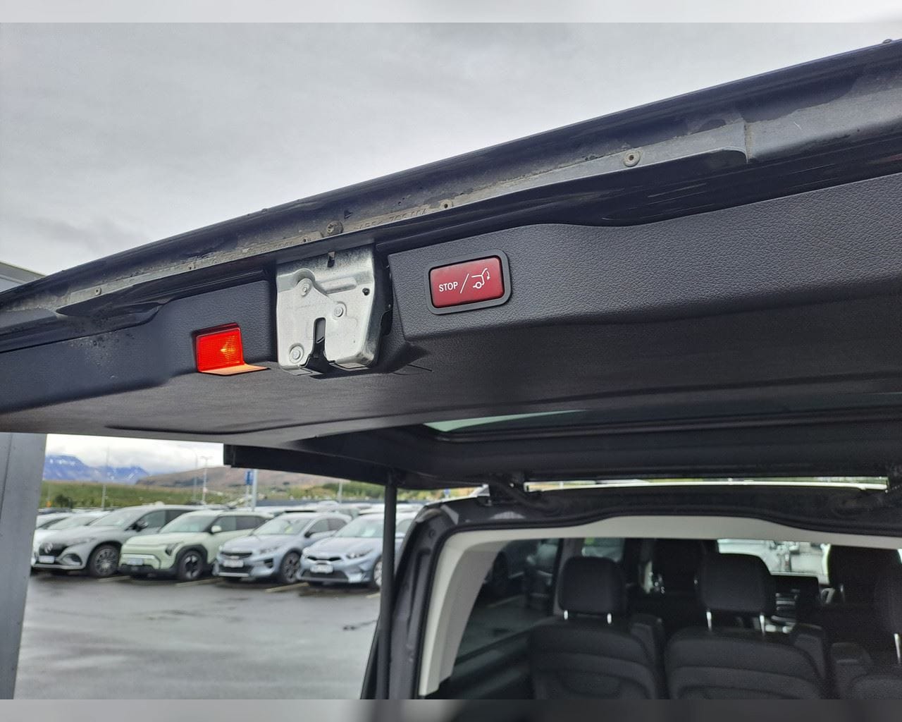 MERCEDES-BENZ EQV PROGRESSIVE LANGUR