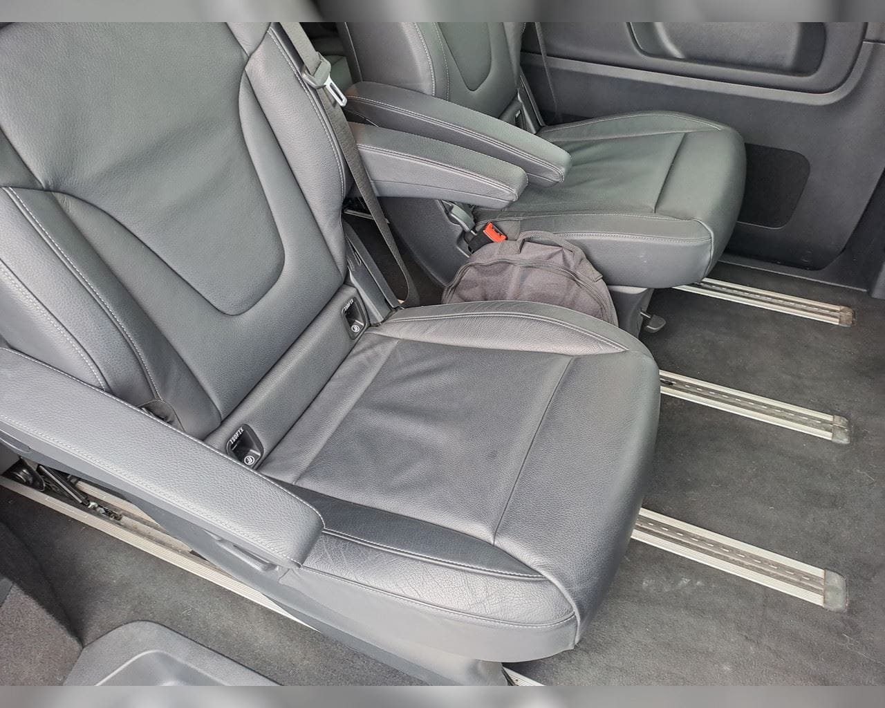 MERCEDES-BENZ EQV PROGRESSIVE LANGUR