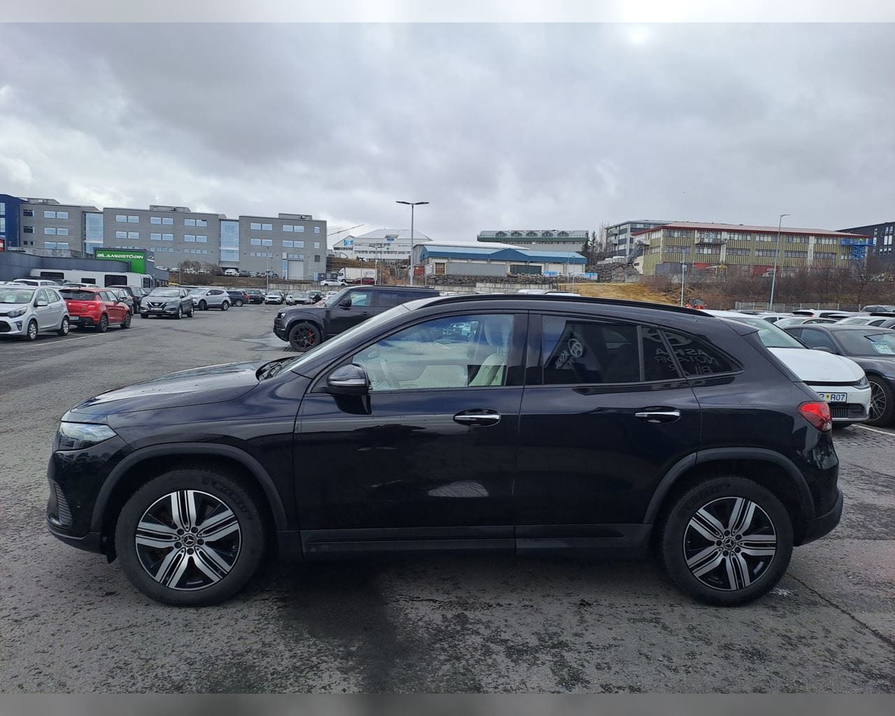 MERCEDES-BENZ EQA 250 PURE