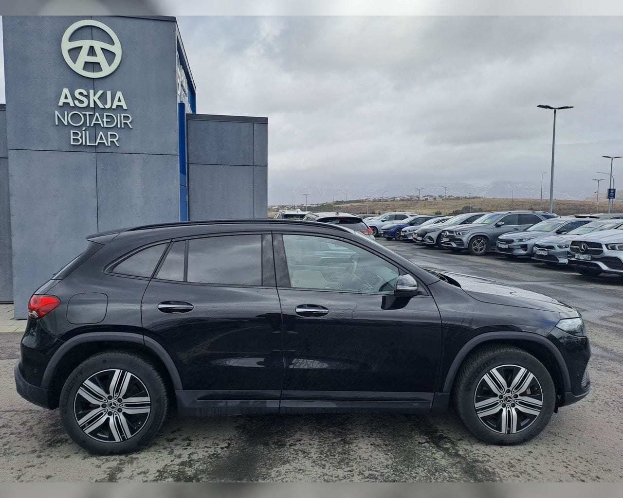 MERCEDES-BENZ EQA 250 PURE