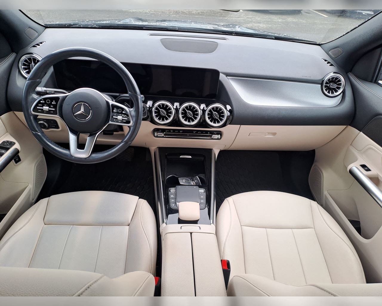 MERCEDES-BENZ EQA 250 PURE