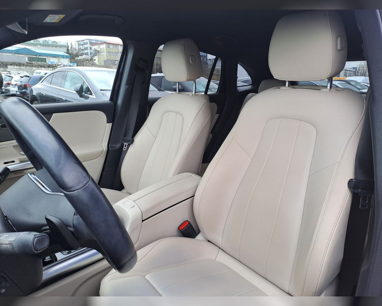 MERCEDES-BENZ EQA 250 PURE