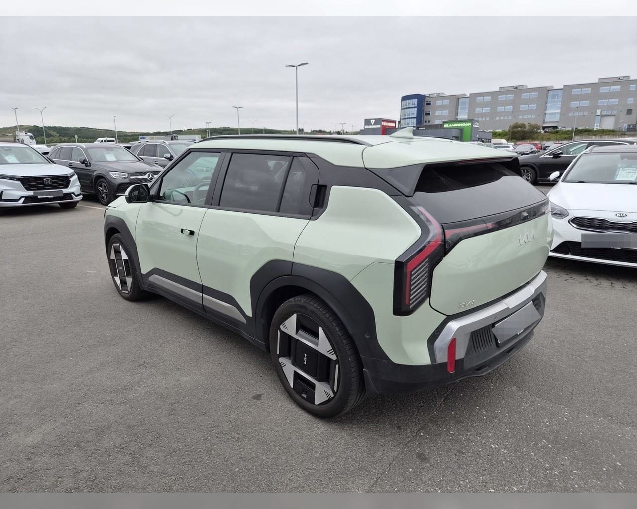 KIA EV3 LUXURY