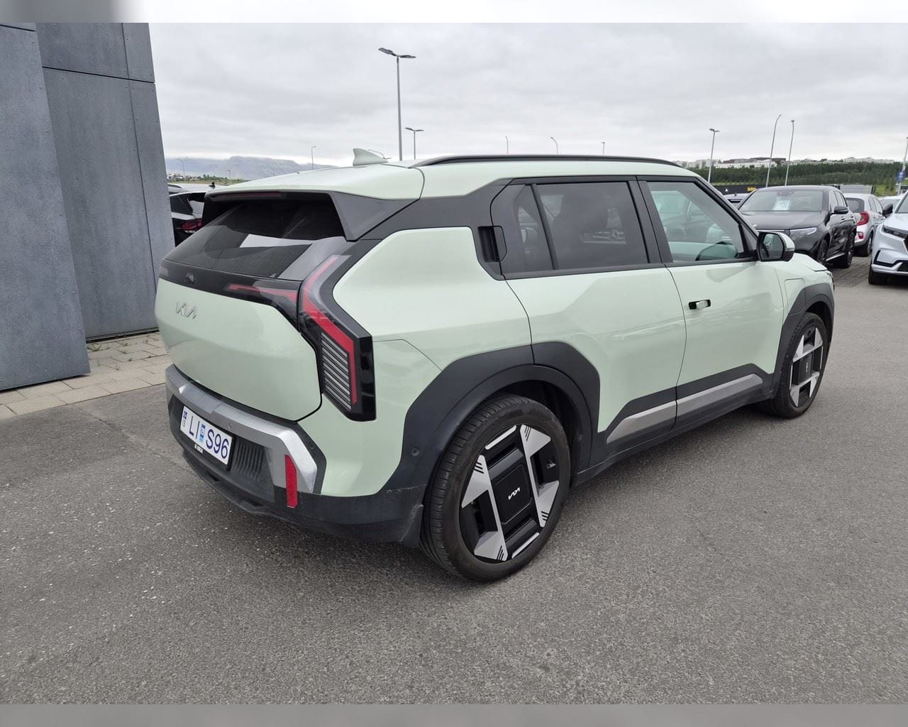 KIA EV3 LUXURY