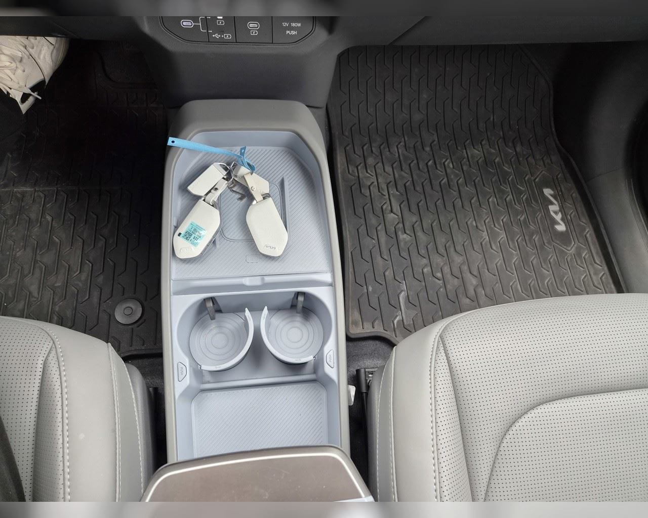 KIA EV3 LUXURY