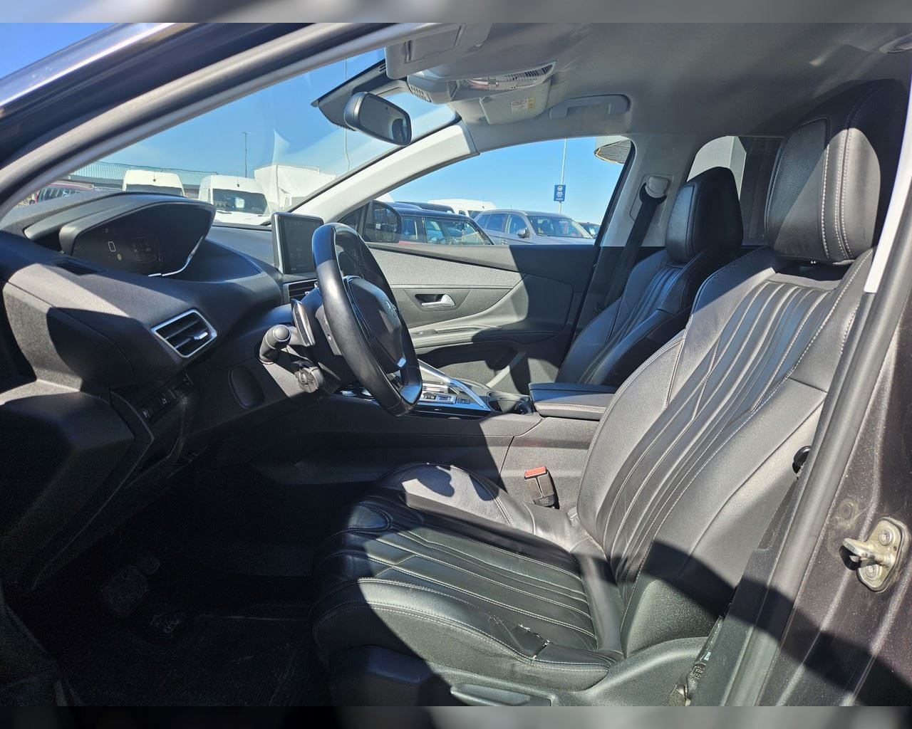 PEUGEOT 5008 ALLURE