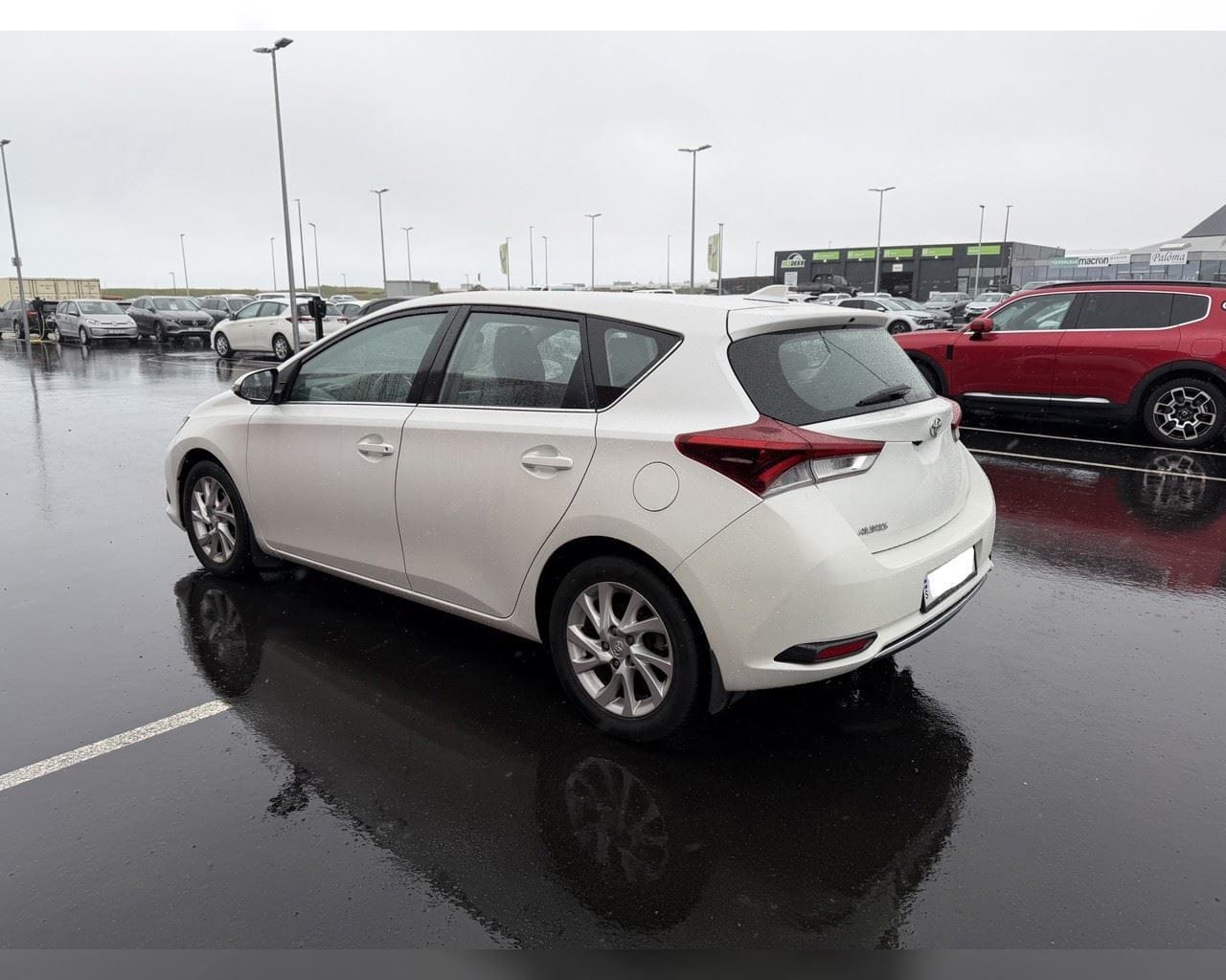 TOYOTA AURIS ACTIVE SJÁLFSKIPTUR