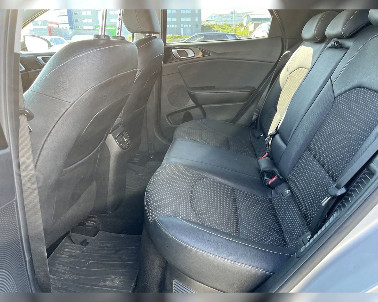 KIA XCEED PHEV URBAN