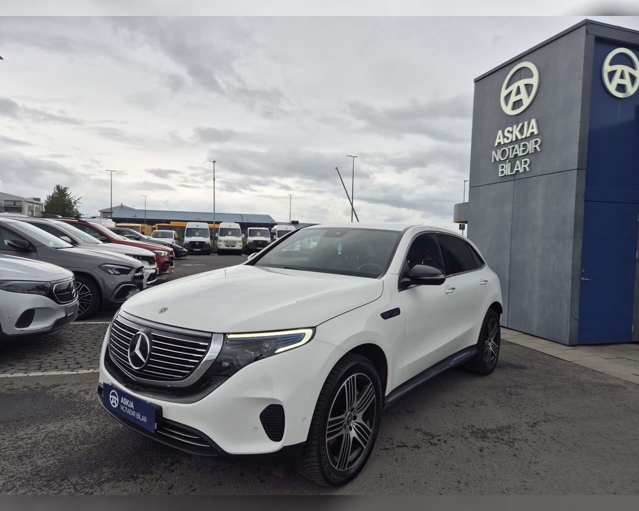 MERCEDES-BENZ EQC 400 4MATIC PROGRESSIVE