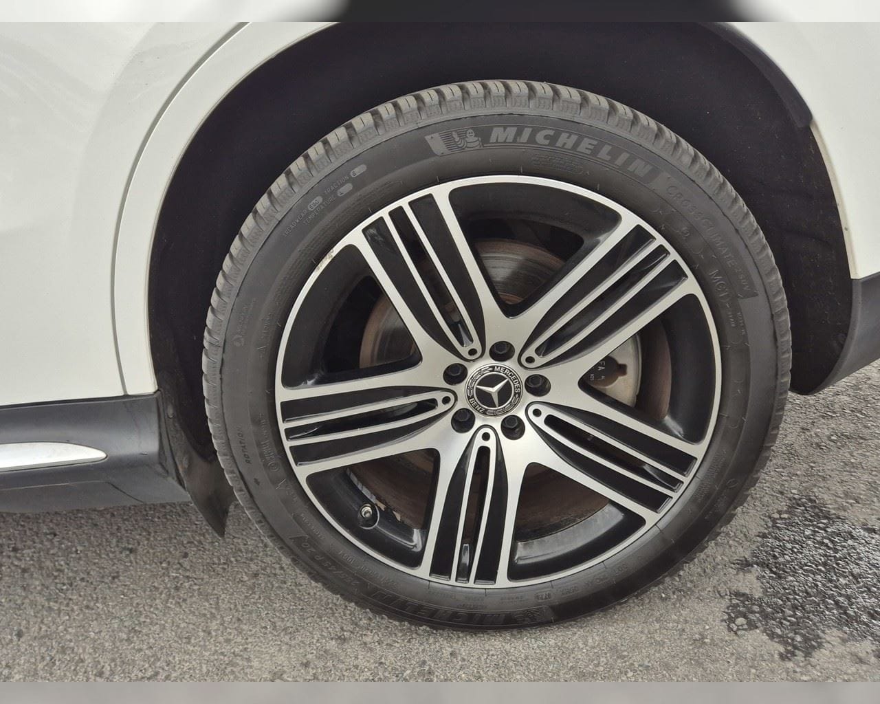 MERCEDES-BENZ EQC 400 4MATIC PROGRESSIVE