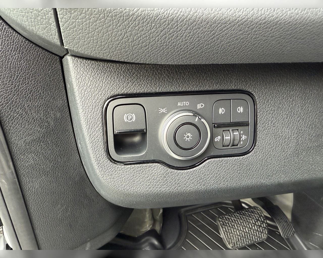 MERCEDES-BENZ SPRINTER-E BUSINESS