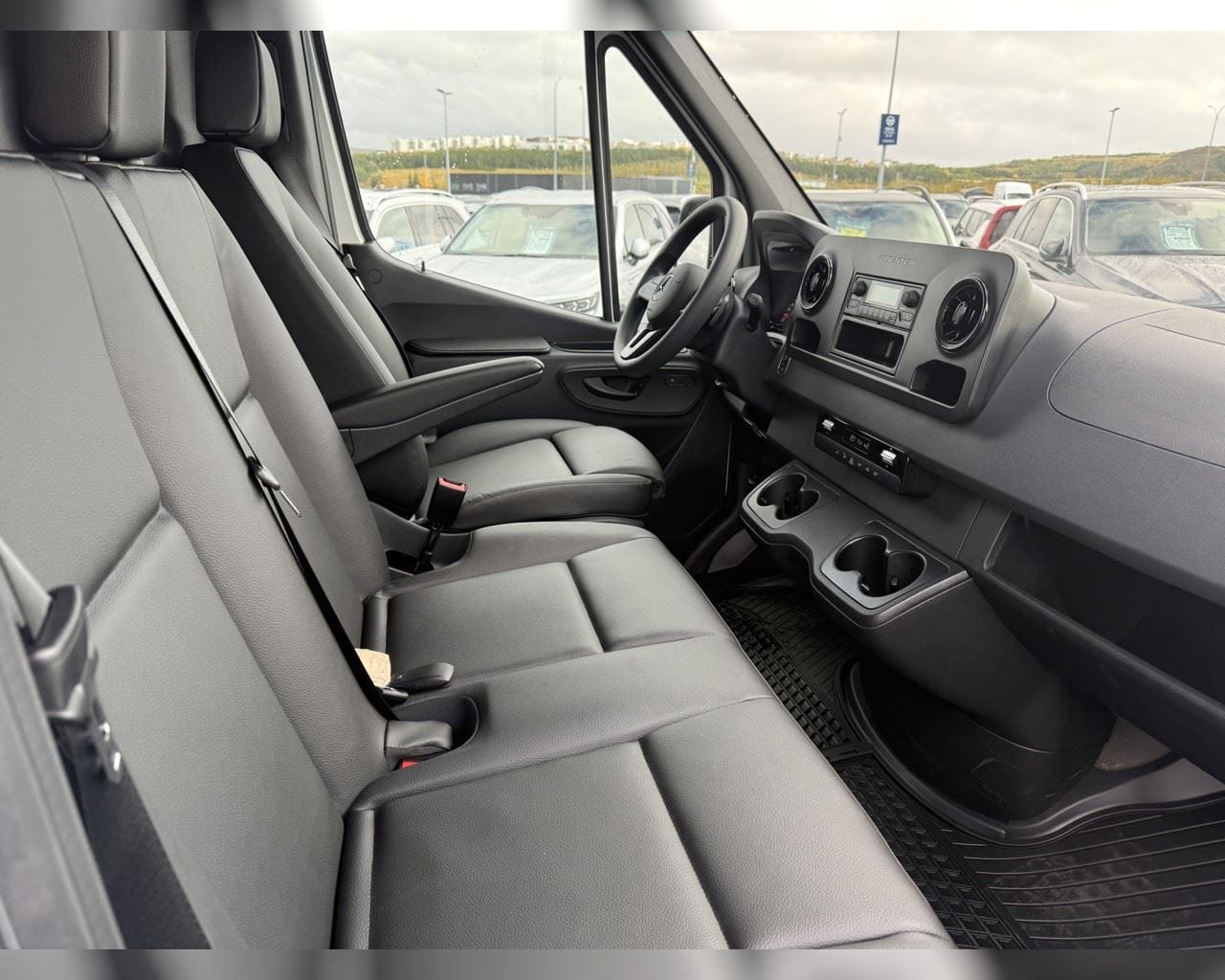 MERCEDES-BENZ SPRINTER-E BUSINESS