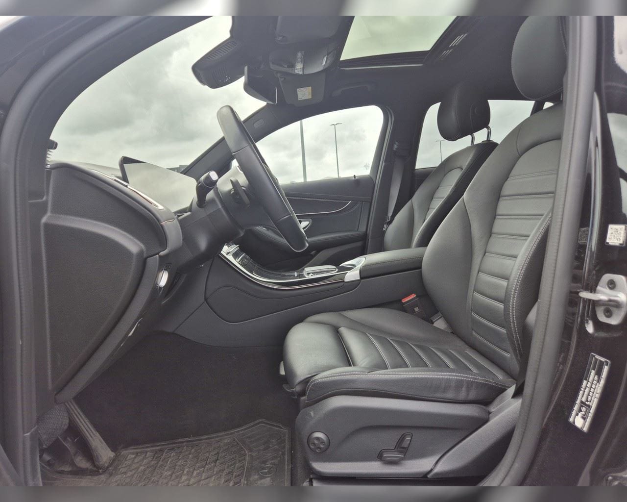 MERCEDES-BENZ EQC 400 4MATIC PURE