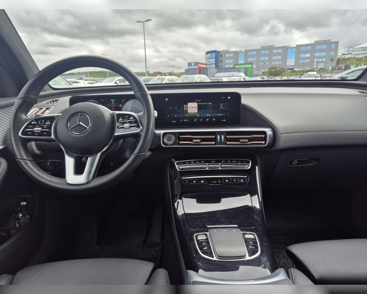 MERCEDES-BENZ EQC 400 4MATIC PURE