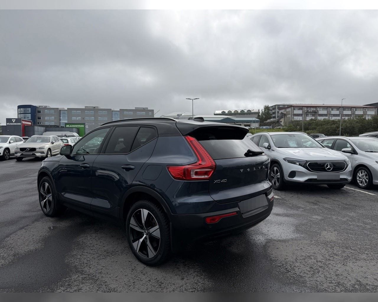 VOLVO XC40