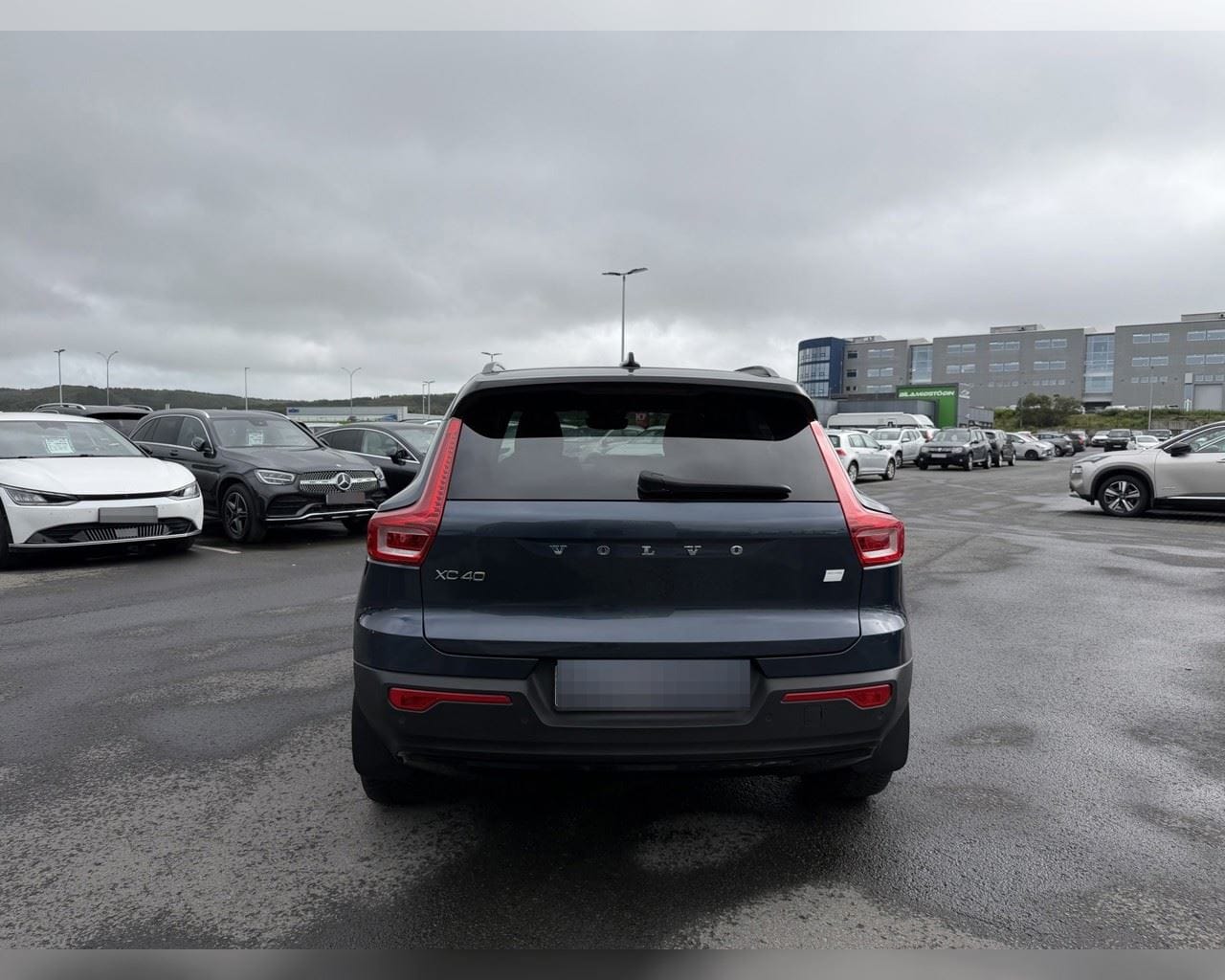 VOLVO XC40