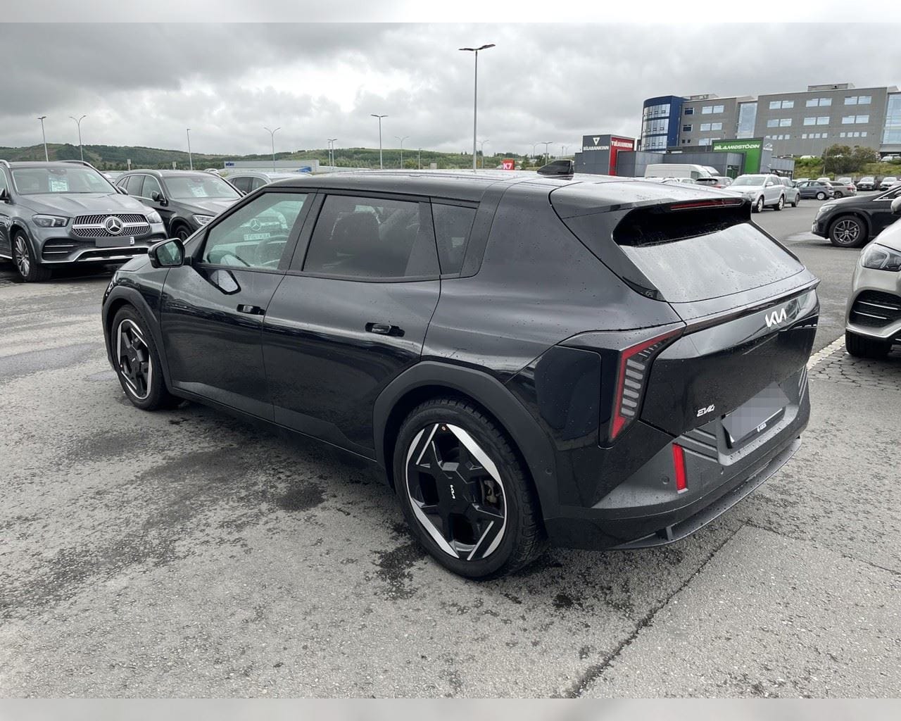 KIA EV4 EARTH