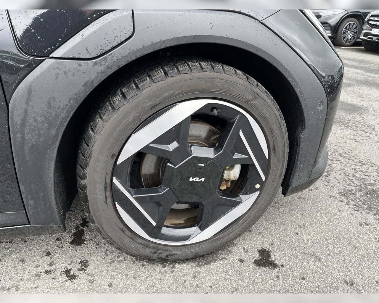 KIA EV4 EARTH
