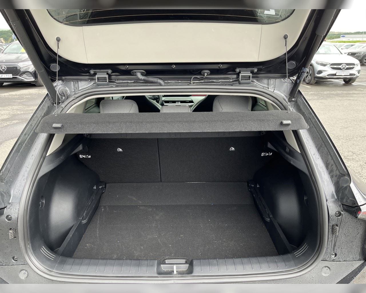 KIA EV4 EARTH