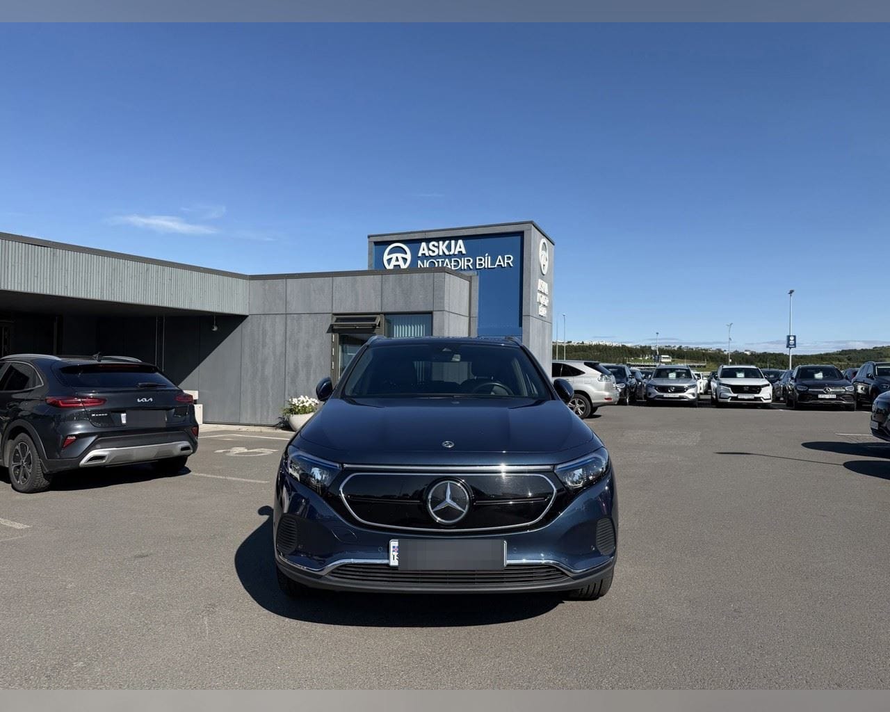 MERCEDES-BENZ EQA 300 4MATIC PROGRESSIVE