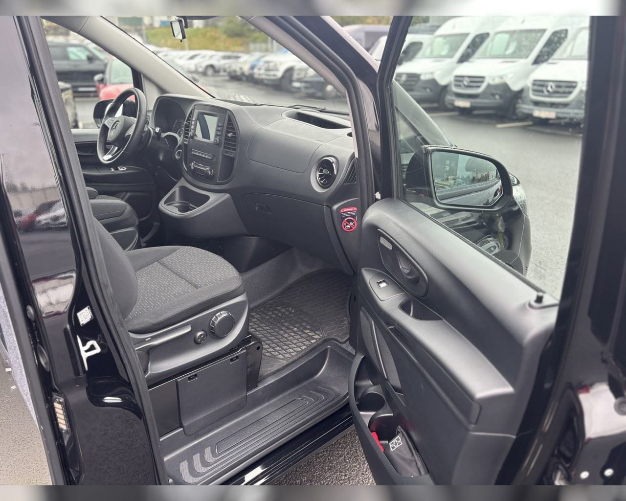 MERCEDES-BENZ VITO BUSINESS PRO