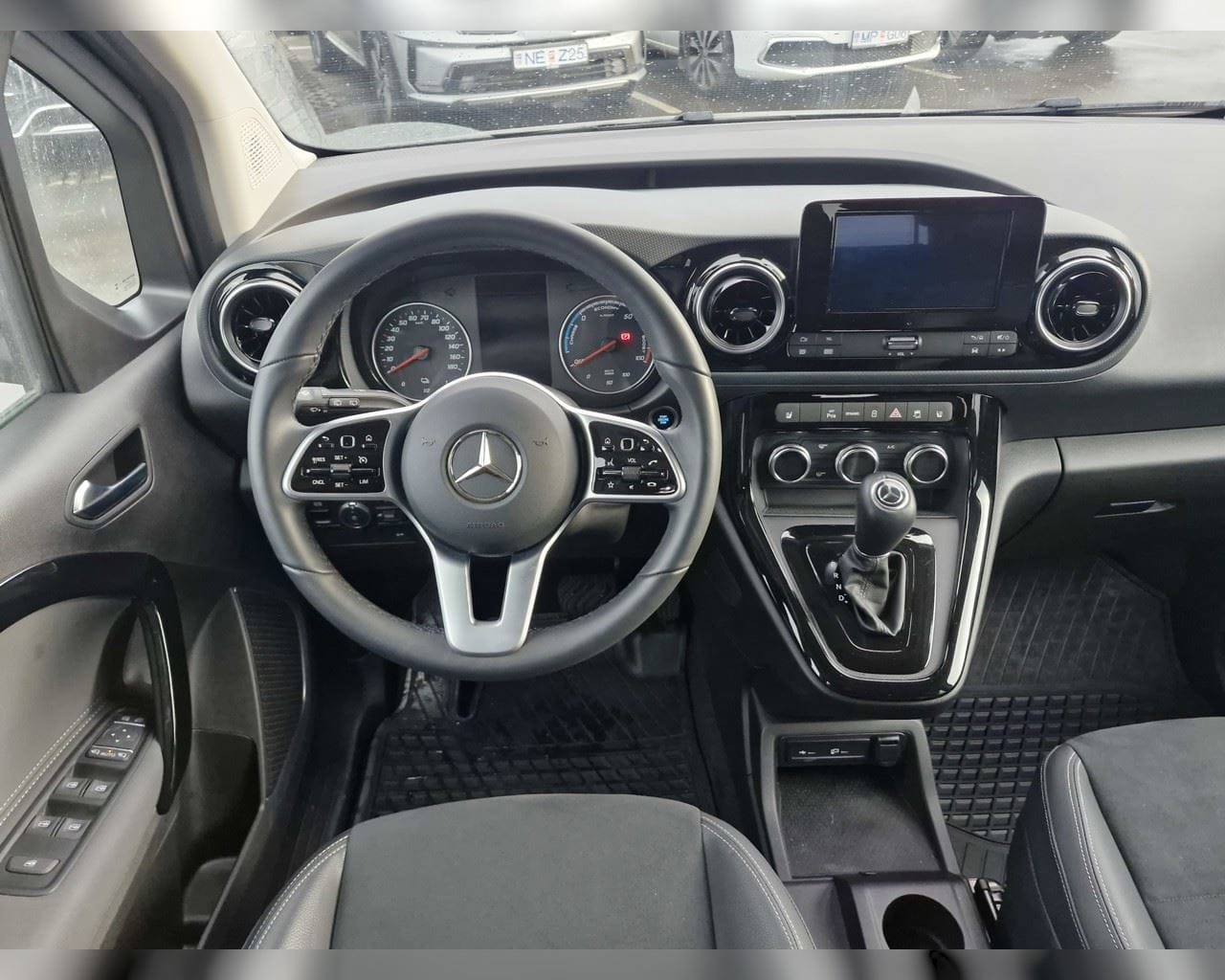 MERCEDES-BENZ EQT