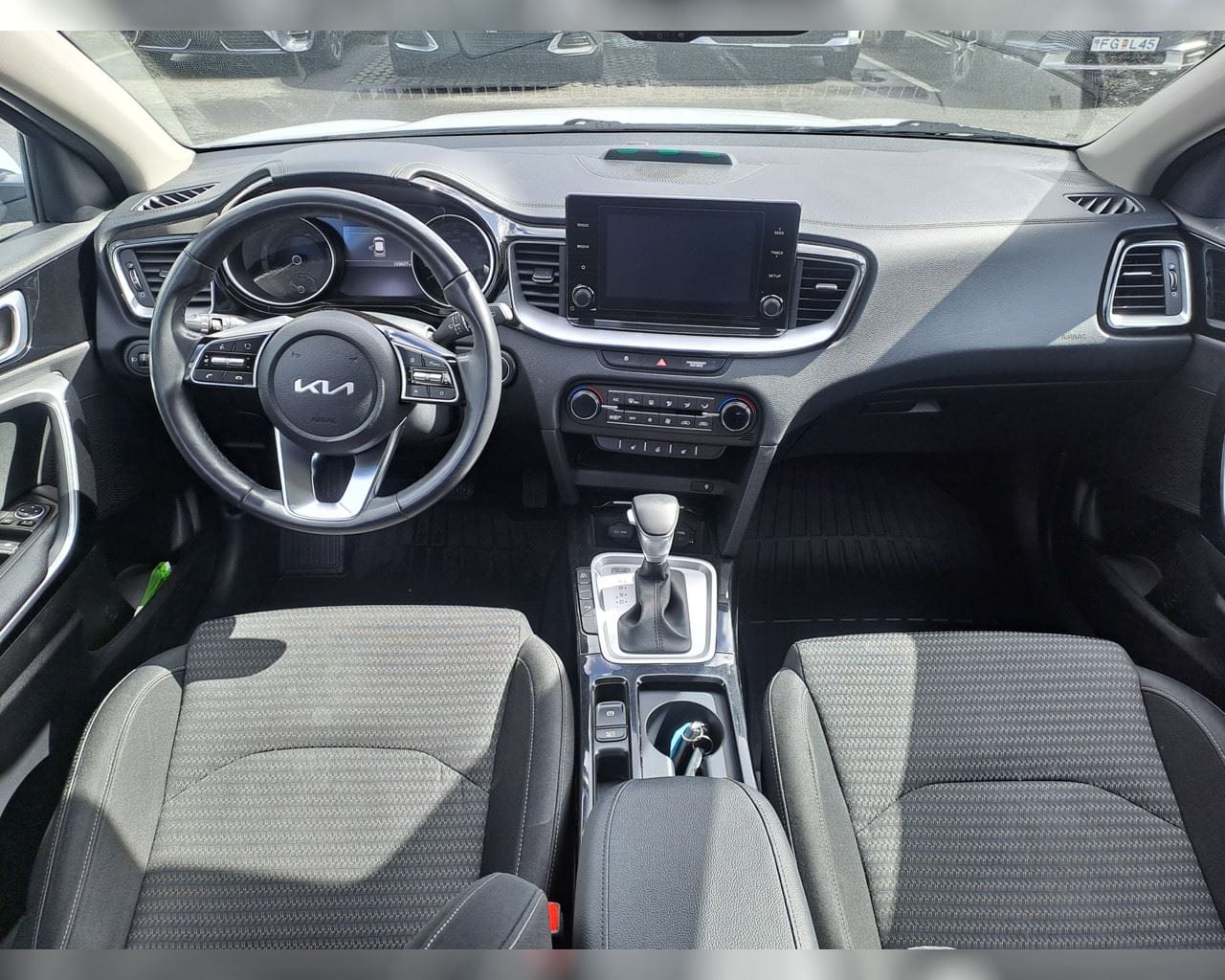 KIA XCEED PHEV URBAN