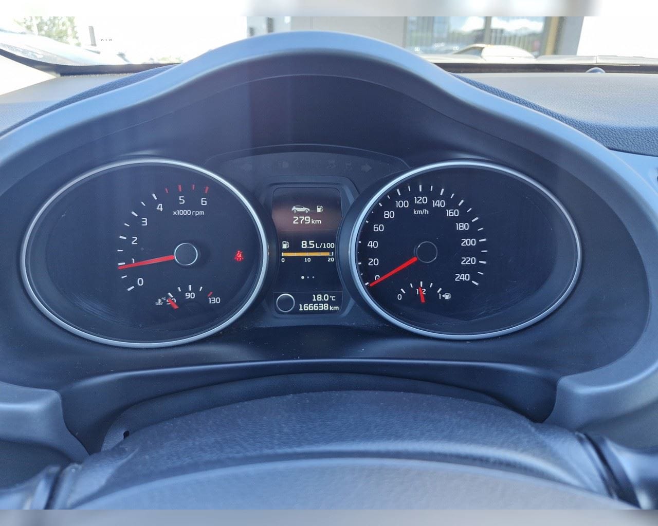 KIA SPORTAGE EX