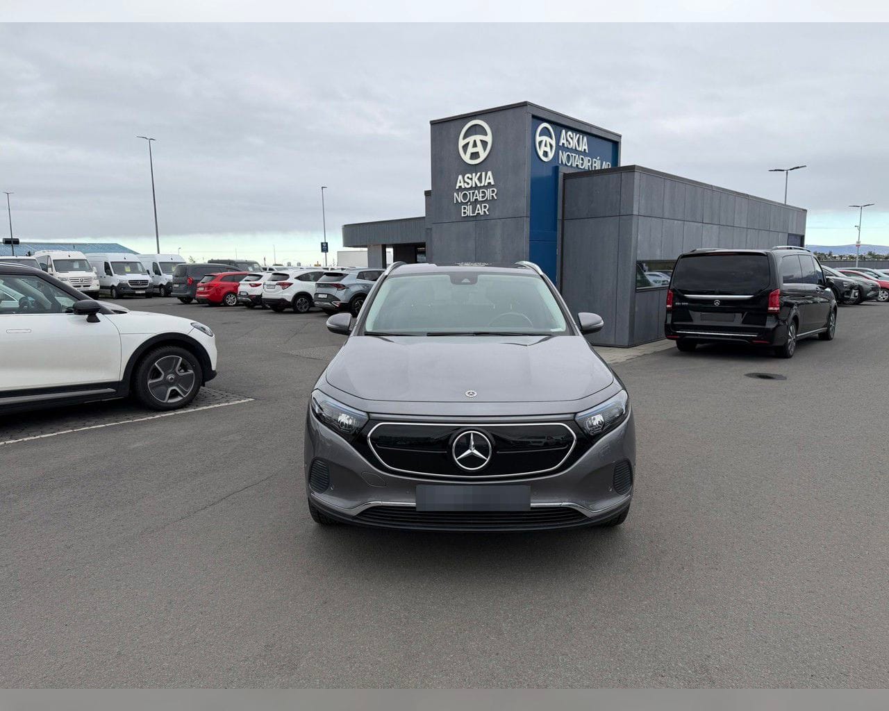 MERCEDES-BENZ EQA 250 PROGRESSIVE