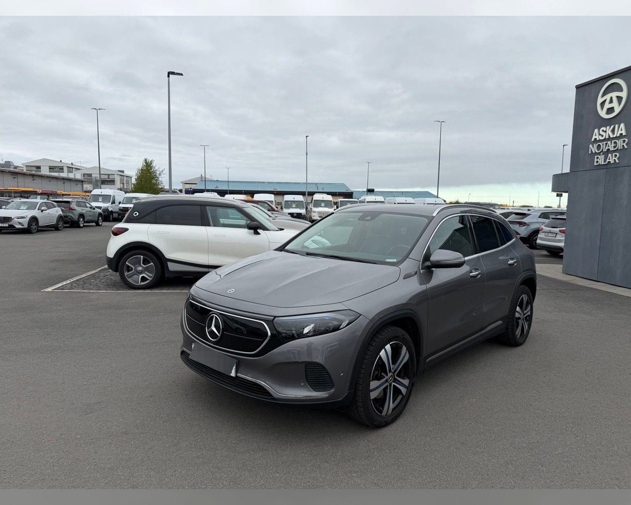 MERCEDES-BENZ EQA 250 PROGRESSIVE