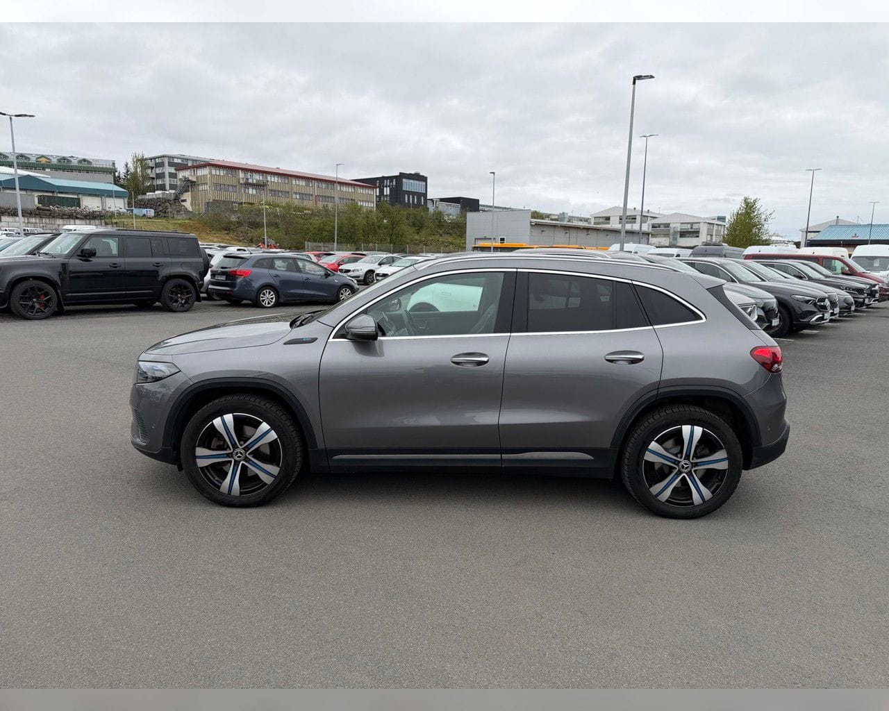 MERCEDES-BENZ EQA 250 PROGRESSIVE