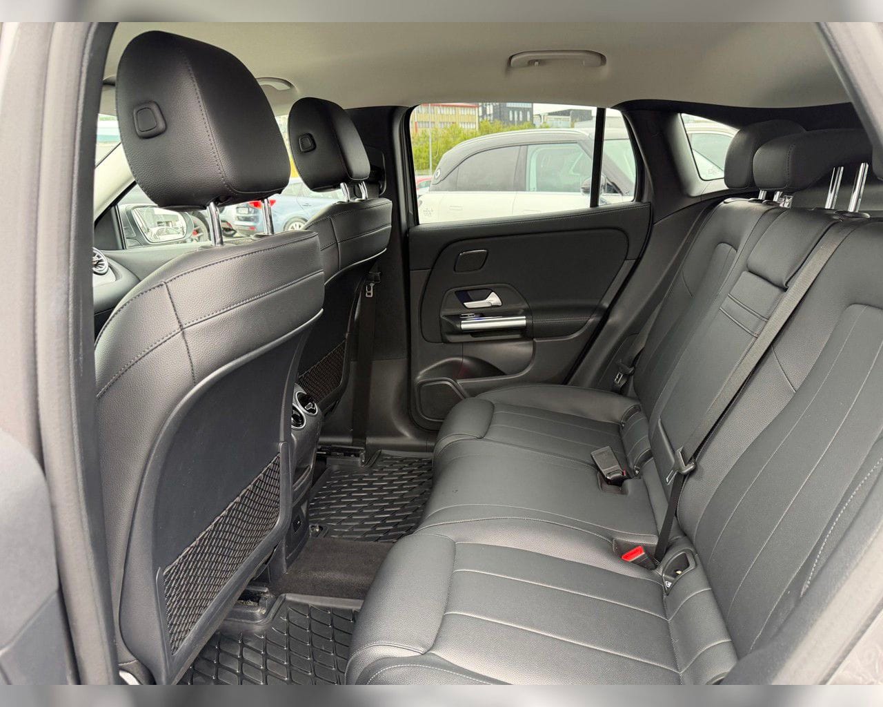 MERCEDES-BENZ EQA 250 PROGRESSIVE