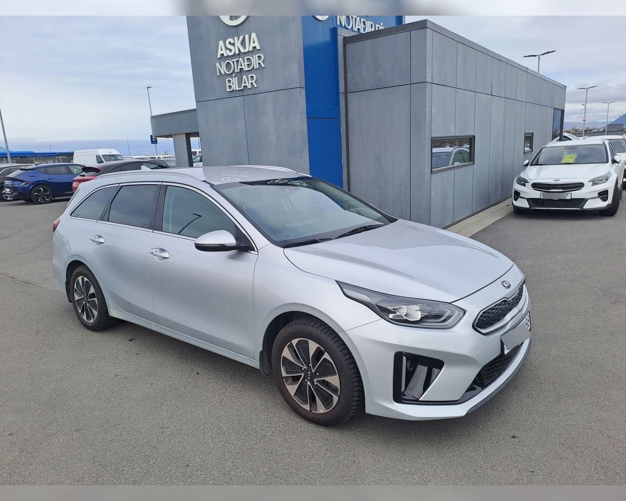 KIA CEED SW PHEV URBAN