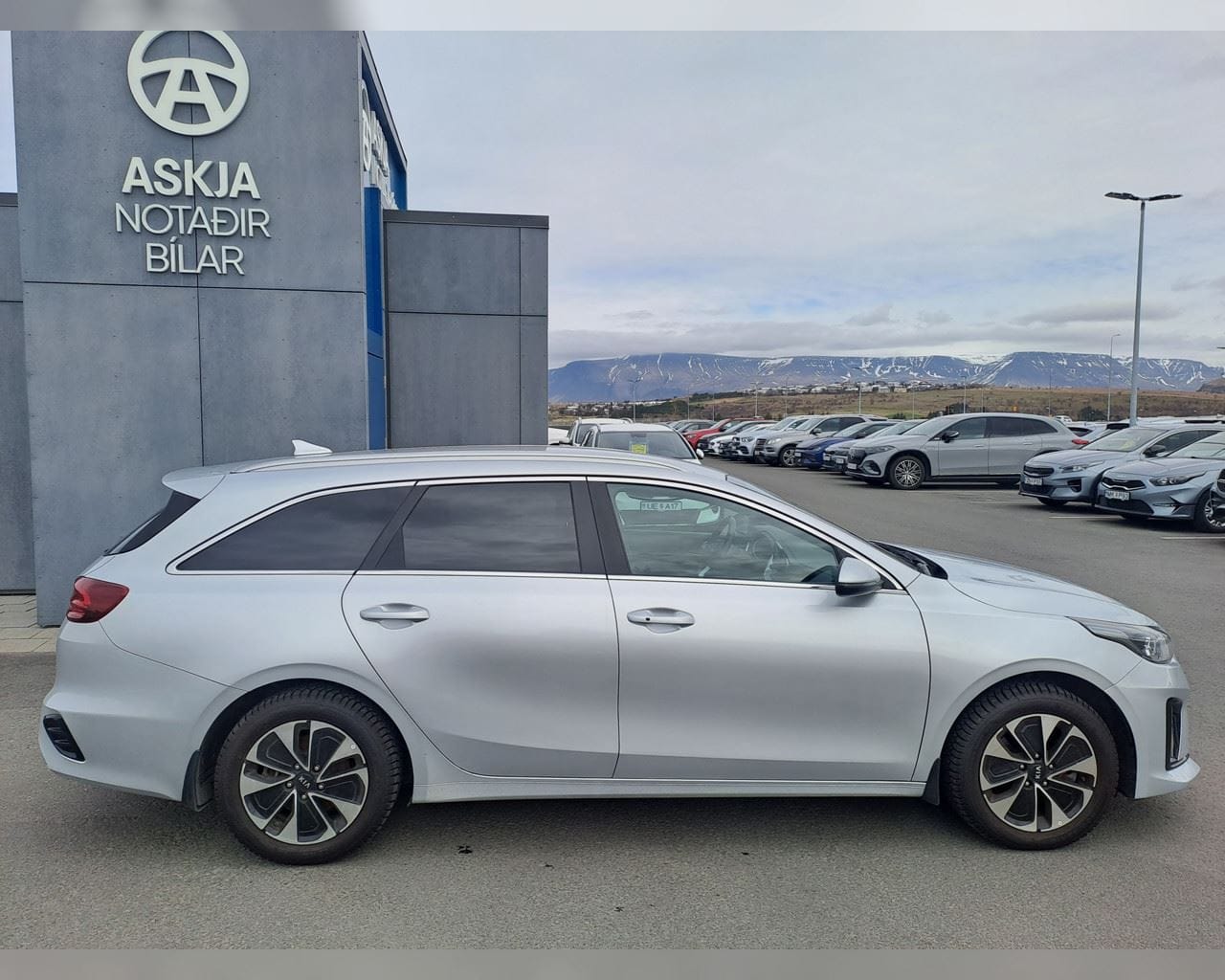 KIA CEED SW PHEV URBAN