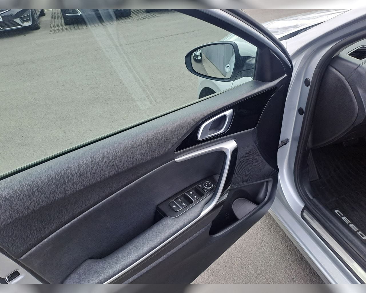 KIA CEED SW PHEV URBAN