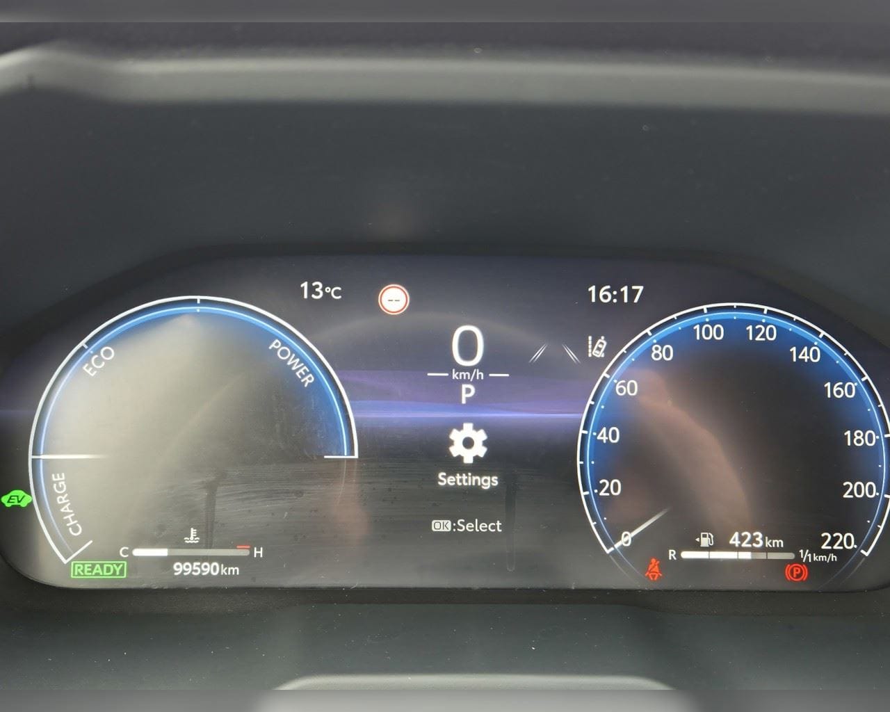 TOYOTA RAV4 GX HYBRID