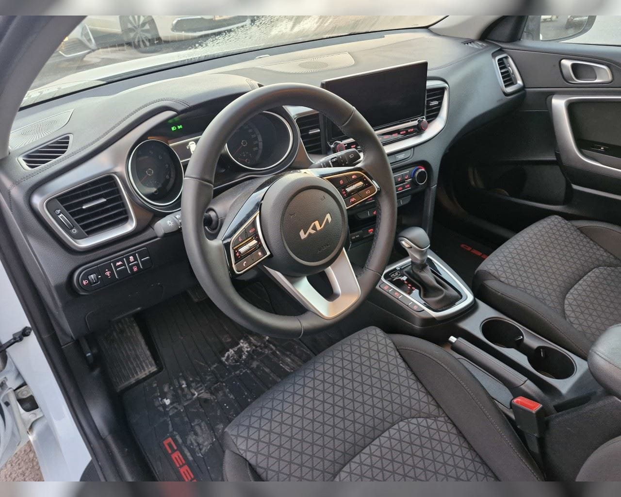 KIA CEED URBAN MHEV