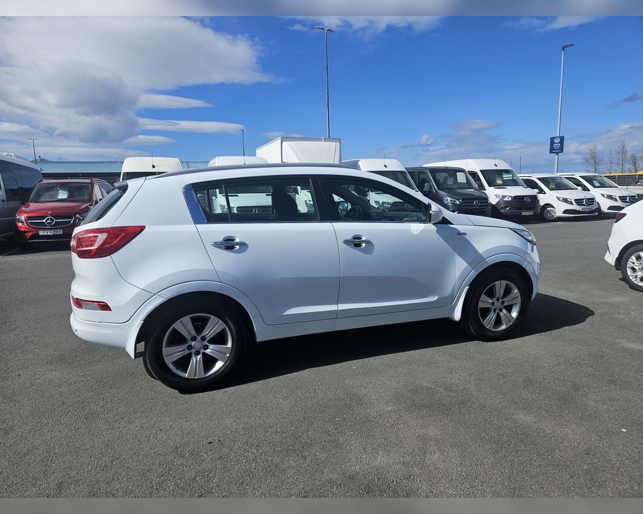 KIA SPORTAGE