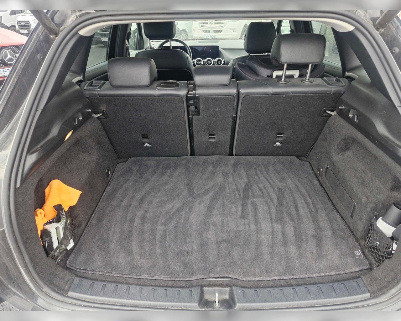 MERCEDES-BENZ EQA 250 PROGRESSIVE