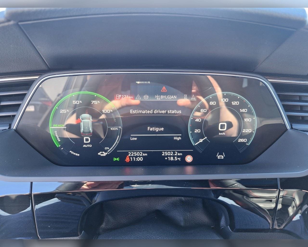 AUDI Q8 55 E-TRON S-LINE