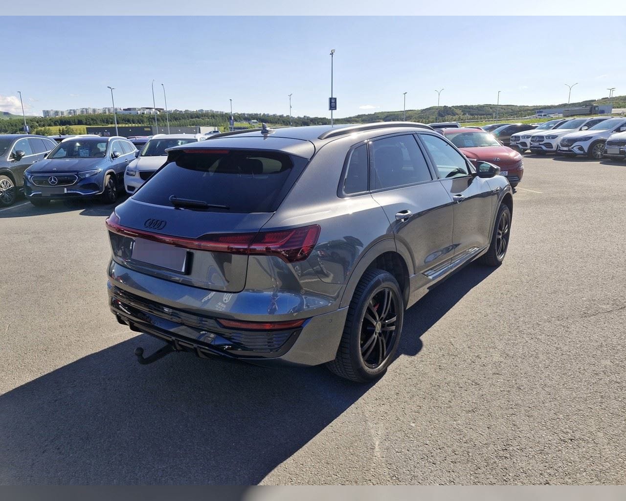 AUDI Q8 55 E-TRON S-LINE