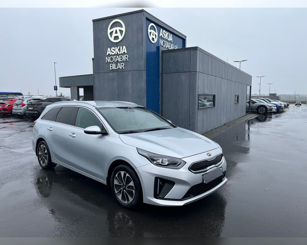 KIA CEED SW PHEV URBAN
