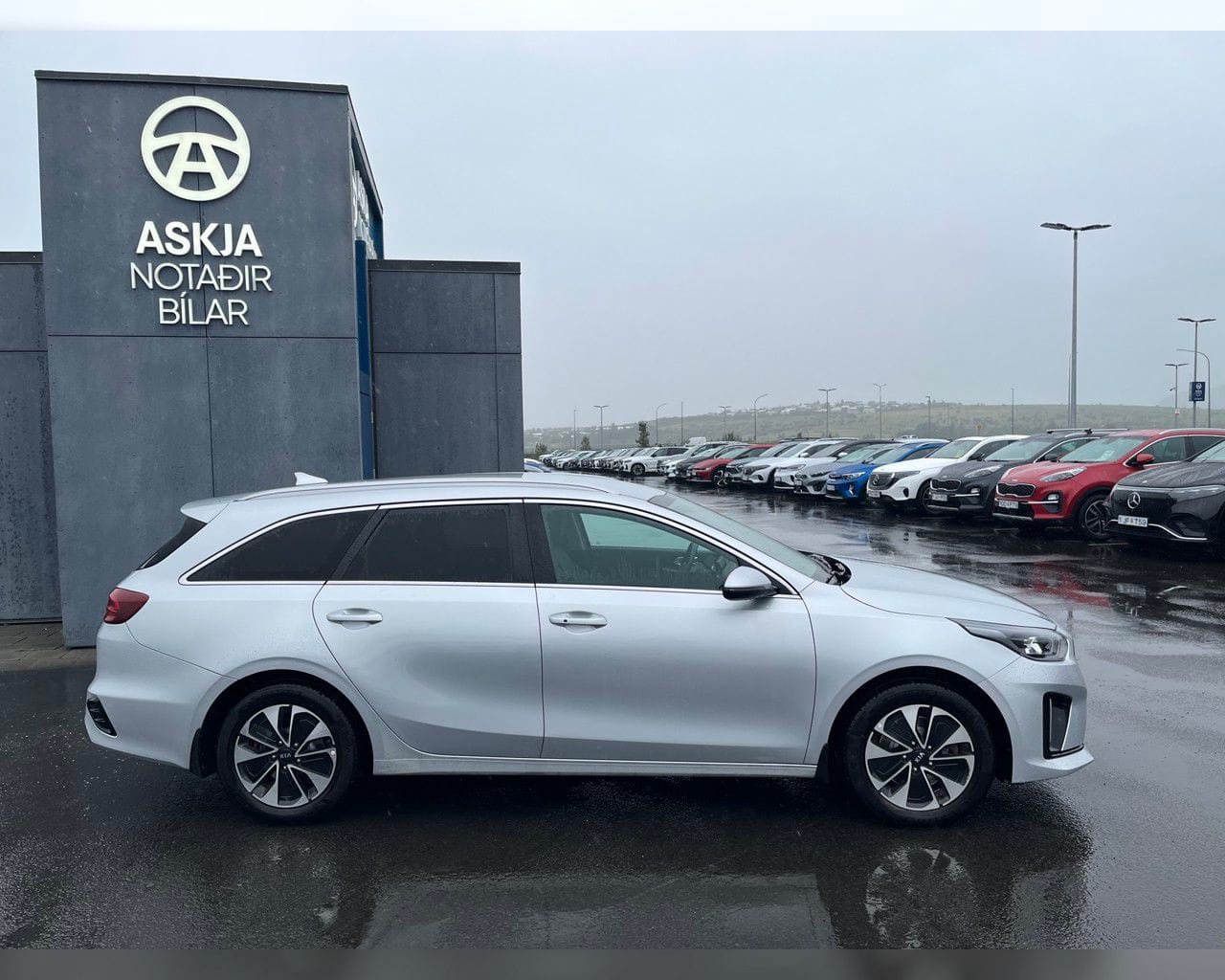 KIA CEED SW PHEV URBAN