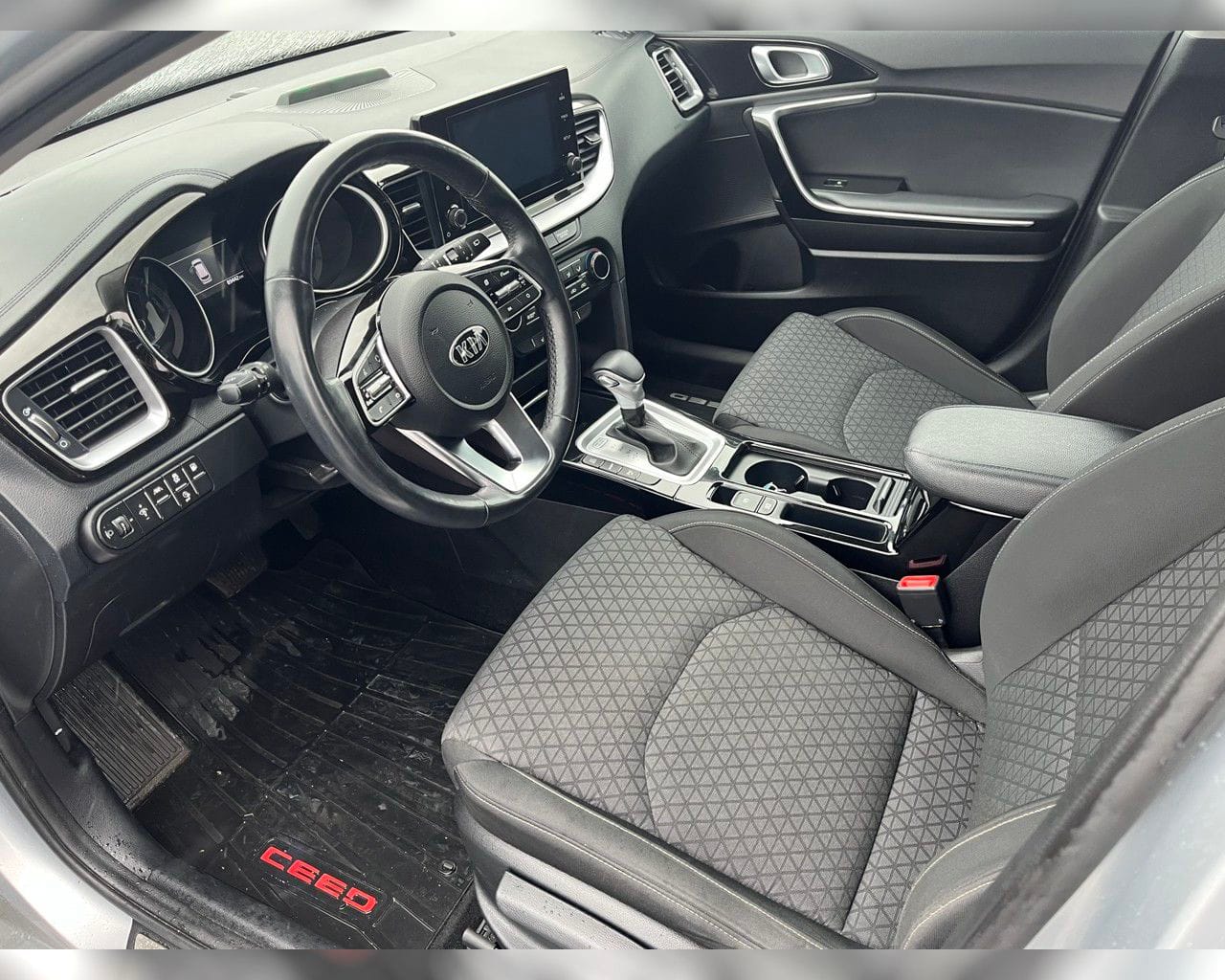 KIA CEED SW PHEV URBAN