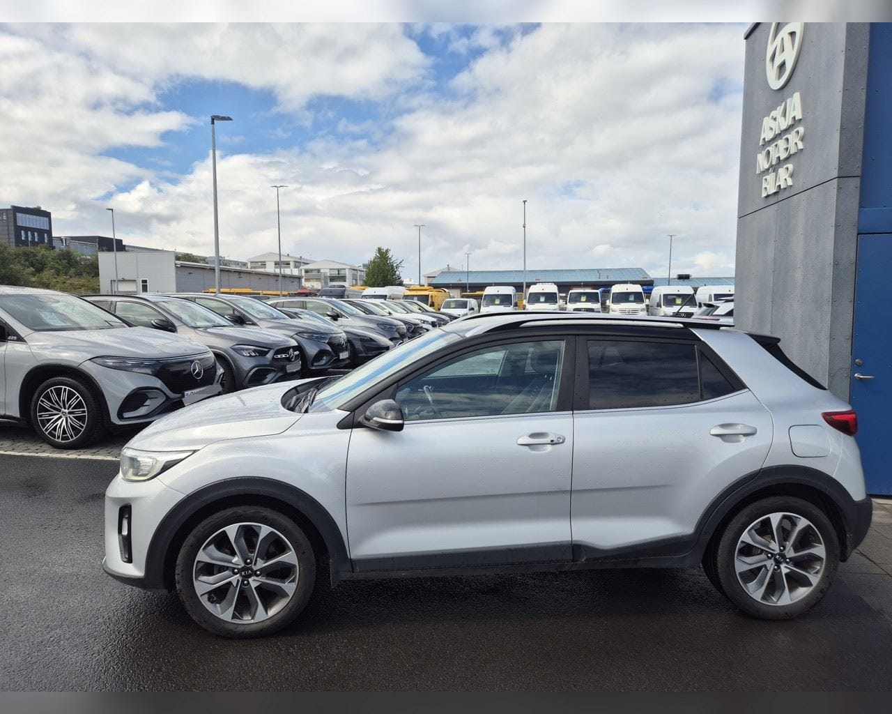 KIA STONIC STYLE