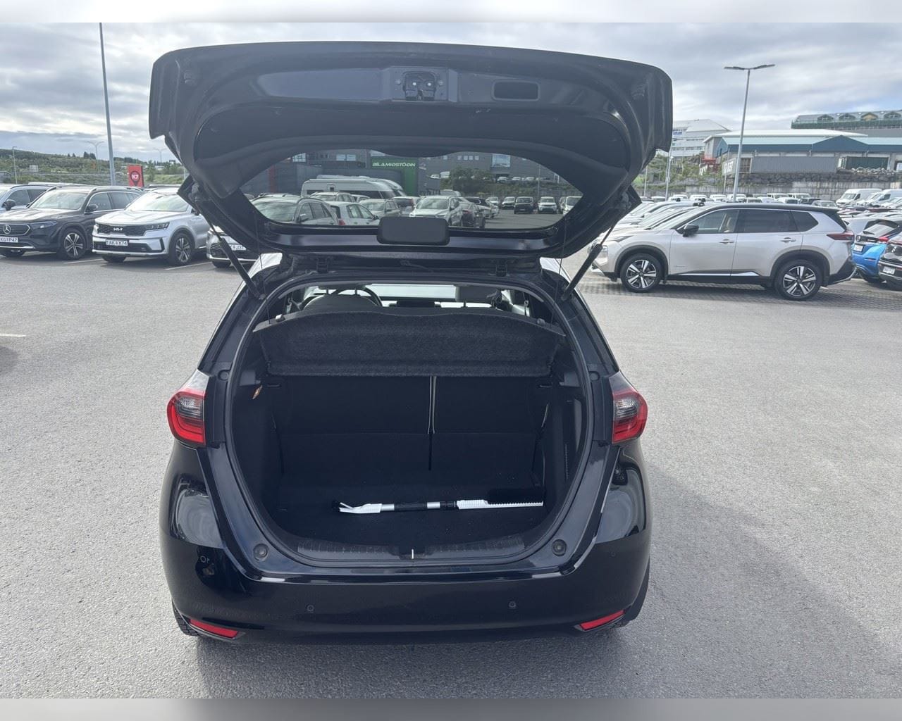 HONDA JAZZ EXECUTIVE HYBRID