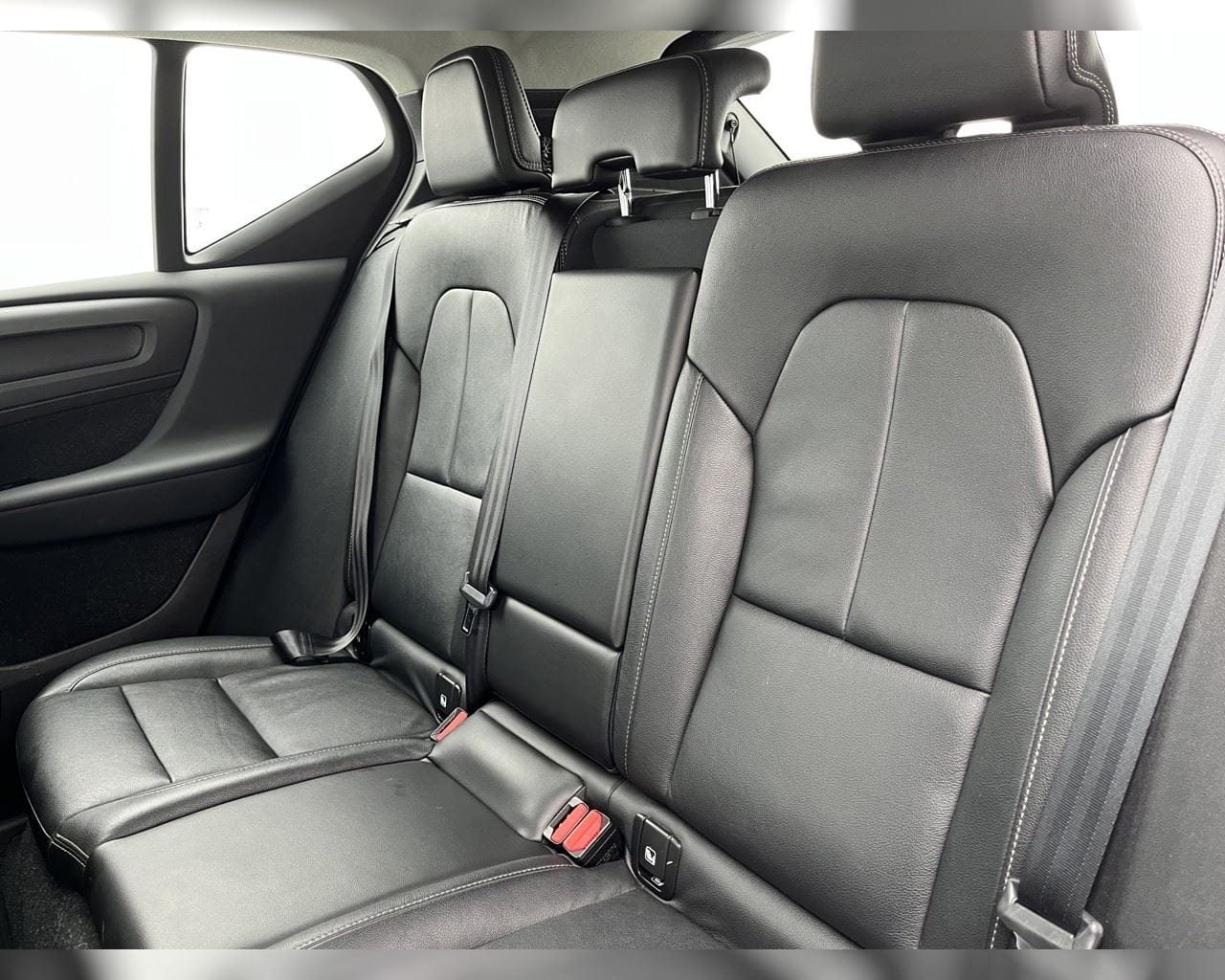 VOLVO XC40 INSCRIPTION